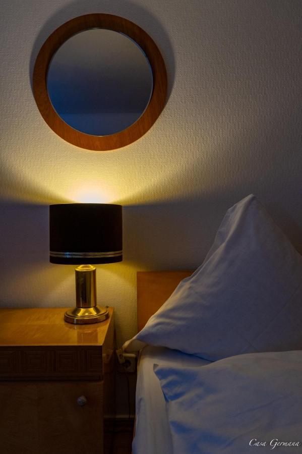 ホテルCasa Germana Lupeni  エクステリア 写真